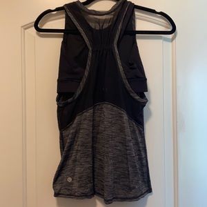 Lululemon tank with built in bra